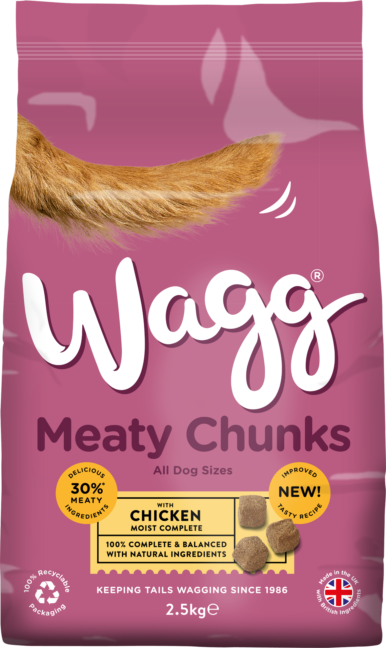 Wagg Meaty Chunks Dog Food with Chicken